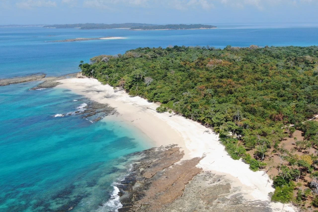 Isla Bolaños, Las Perlas, Panamá - Playa